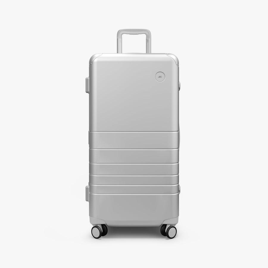 Silver | Front view of Hybrid Trunk in Silver