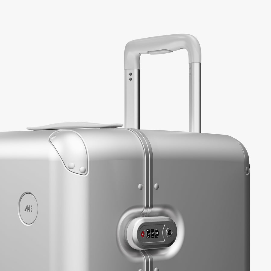 Silver | Luggage handle view of Hybrid Trunk in Silver