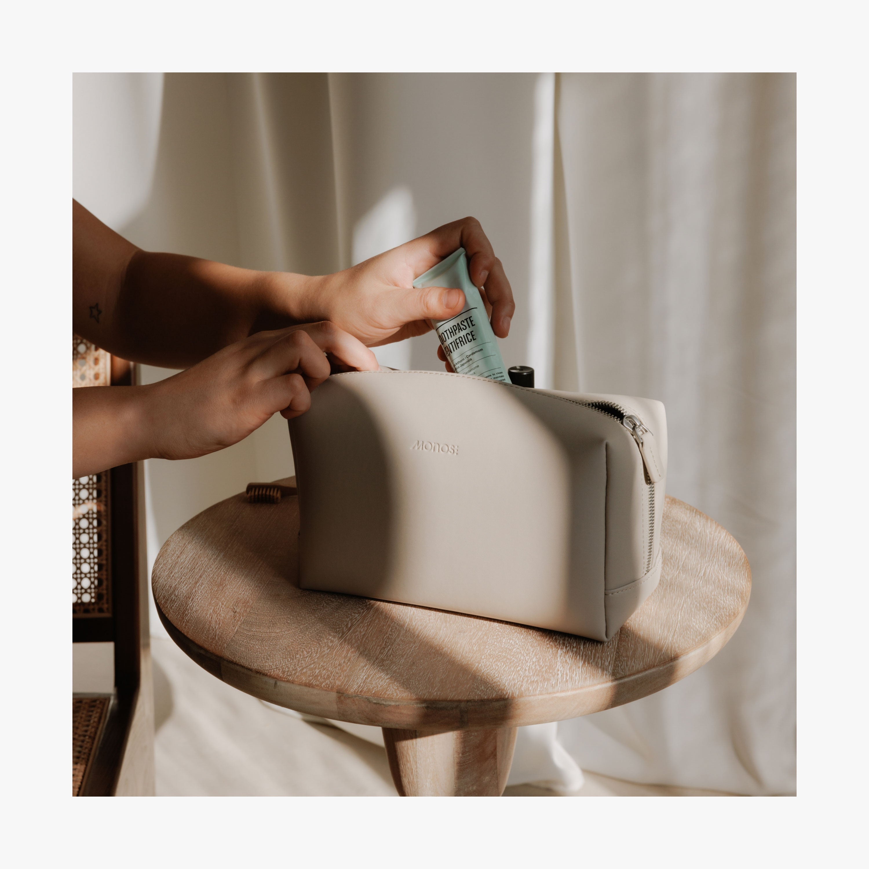 Metro Toiletry Case | Monos Travel Luggage & Bags – Monos, Europe