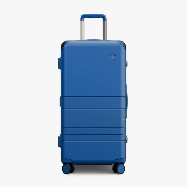 Coastal Blue | Front view of the Hybrid Trunk Large in Coastal Blue