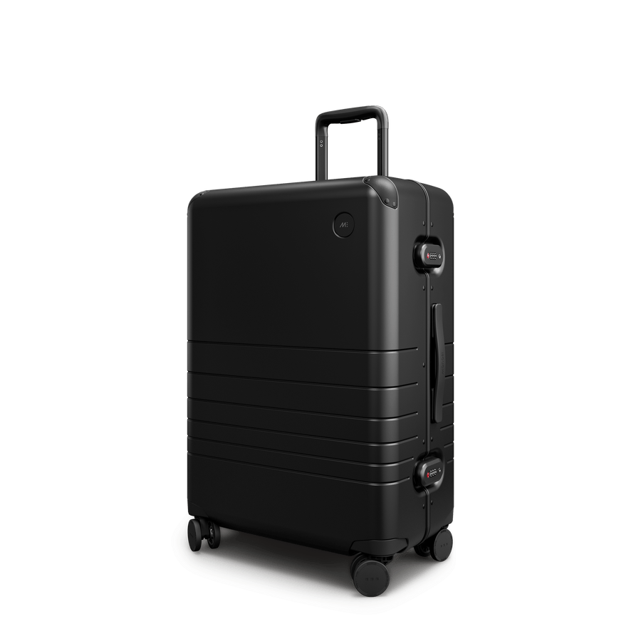 Obsidian Hover | Angle view of Hybrid Check-In Medium in Obsidian