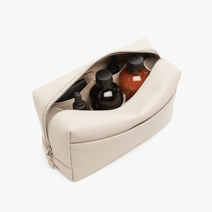 Large / Ivory (Vegan Leather) | Interior back view of Metro Toiletry Case Large in Ivory